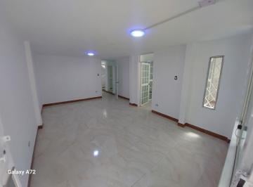 Local comercial , Quito · Rento Amplio Local Comercial Real Audiencia