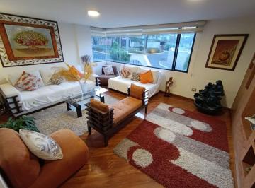 Departamento de 3 habitaciones, Quito · Amplio Departamento 3d en Venta – Urb El Condado
