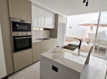 Departamento de 2 habitaciones, Quito · ¡Vive o Invierte en Gonzales Suárez!