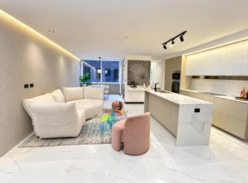 Departamento de 2 habitaciones, Quito · ¡Vive o Invierte en Gonzales Suárez!