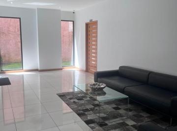 Departamento de 2 habitaciones, Quito · Vendo de Oportunidad Departamento González Súarez