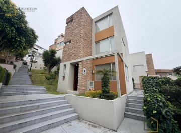Casa · 171m² · 3 Habitaciones · 2 Estacionamientos · Casa en Venta en Balcon del Norte