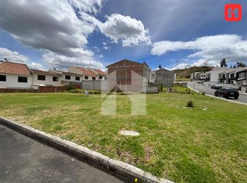 Terreno / Lote , Cuenca · Vendo Terreno en Cuenca Sector Baguanchi (St4147)