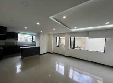 Departamento · 110m² · 3 Habitaciones · 2 Estacionamientos · Departamento - Cumbayá