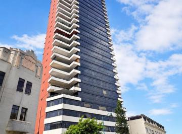 Casa de 1 habitación, Guayaquil · Oficina Corporativa de 182 m² con Vista Al Malecón 2000 | Edificio El Fortín | 2 Parqueos
