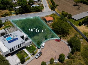 Terreno / Lote , Quito · Cjd - Lote de Terreno 906 m² en Venta en Conjunto de Lujo - Tumbaco