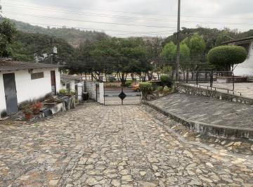 Terreno / Lote · 3510m² · 12 Habitaciones · 20 Estacionamientos · Propiedad de 3500 m Cuadrados en Venta en Ceibos Av del Bombero