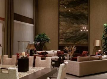 Casa de 5 habitaciones, Quito · Casa de Arriendo en Cumbaya