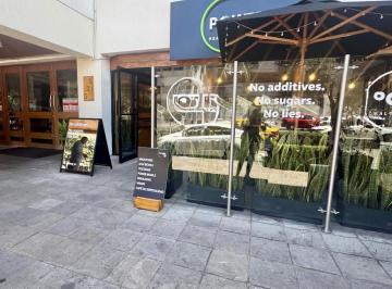 Local comercial · 57m² · Vendo Cafetería en La Av Rep. del Salvador (Centro Norte Quito)