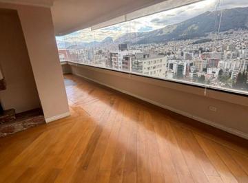 Departamento de 3 habitaciones, Quito · Vendo Departamento de Tres Habitaciones con Vista La Coruña