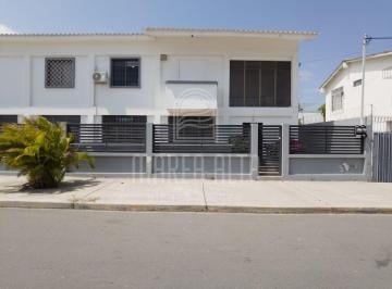 Casa de 3 habitaciones, Salinas · Casa en Alquiler en Salinas