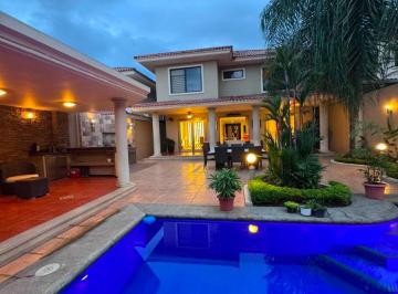 Casa de 4 habitaciones, Guayaquil · Laguna Club de Lujo