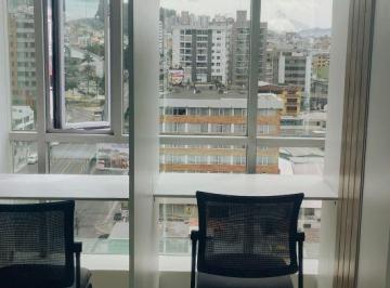 Oficina comercial , Quito · Oficina con Divisiones y Estaciones de Trabajo de 110 m² | Sector La Carolina | Todo Incluido