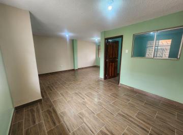 Casa de 6 habitaciones, Quito · Venta Casa Carcelen con Dos Departamentos Independientes 2 Terrazas 1 Patio 144 m