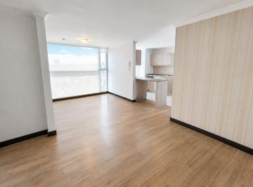 Departamento de 2 habitaciones, Quito · Departamento con Balcon