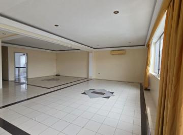 Departamento · 196m² · 3 Habitaciones · 2 Estacionamientos · Departamento en Venta 1er Piso, Urbanizacion Puerto Azul, Johr