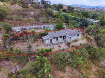 Terreno / Lote , Ibarra · Terreno de 416 m² con Construcción en Guayllabamba de Ibarra | $23.000