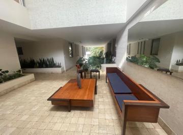 Departamento · 196m² · 3 Habitaciones · 2 Estacionamientos · Departamento en Cumbayá