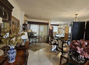 Casa de 4 habitaciones, Guayaquil · Km 3 Vía Samborondón Casa en Venta