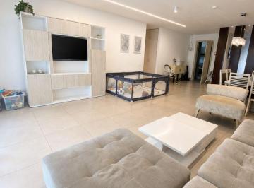 Departamento de 4 habitaciones, Guayaquil · Departamento de Venta en Jardines de Parque Magno