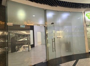 Local comercial , Guayaquil · Alquilo Local Comercial con Divisiones Edificio World Trade Center