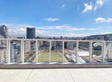 Suite de 2 habitaciones, Quito · Estudio con Linda Vista y Balcón en Rentasector La Carolina (Edificio Acqualina)