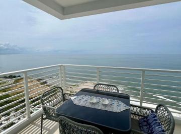 Departamento de 3 habitaciones, Playas · Departamento Amoblado de Venta en Ocean Club Playas