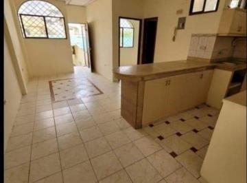 Departamento de 2 habitaciones, Guayaquil · Alquilo Departamento en Alborada 14, 1er Piso Alto, Patio, Instalación Para Lavadora y Aires