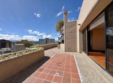 Departamento · 382m² · 3 Habitaciones · 3 Estacionamientos · Departamento Penthouse Dúplex de Arriendo en El Bosque con Terraza y Vista