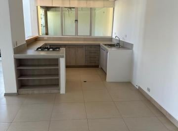 Departamento · 97m² · 1 Habitación · 2 Estacionamientos · Loft de Venta Ubicado Cerca Al Parque de Cumbayá. Piscina Comunal
