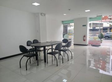 Local comercial · 91m² · 2 Estacionamientos · Venta Local Comercial Frente Al Centro Medico Asistanet