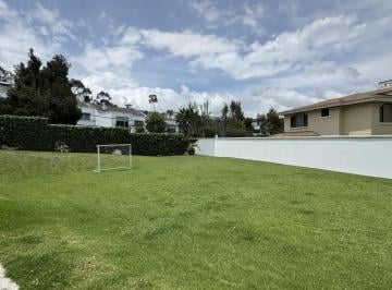 Terreno / Lote · 468m² · Venta Terreno de 468 m² en La Urbanización El Condado