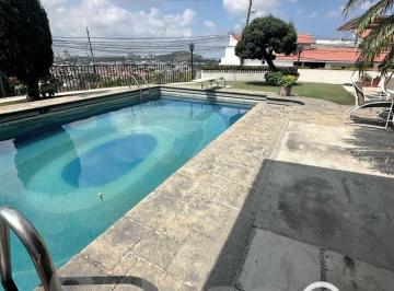 Casa de 6 habitaciones, Guayaquil · Vendo Casa Lomas de Urdesa 1.000 m² Vista Norte Guayaquil 6 Dorm. Zona Cerrada Piscina Jacuzzi