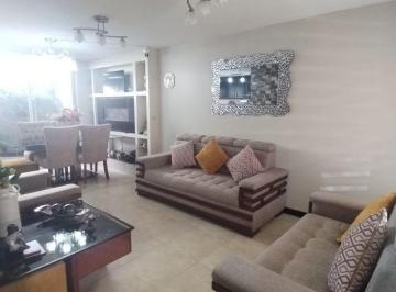 Casa de 4 habitaciones, Quito · En Venta Casa Pomasqui - Conjunto Villa Navarra