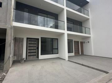 Casa de 3 habitaciones, Cuenca · Casa Moderna en Venta – Sector Ricaurte