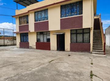 Casa de 14 habitaciones, Quito · Propiedad en Venta con Dos Casas Renteras, 5 Departamentos y 1 Minidepartamento en Terreno 900 m.