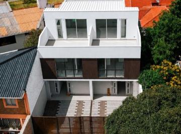 Casa de 3 habitaciones, Cuenca · Casa en Venta – Sector Remigio Crespo, Cuenca