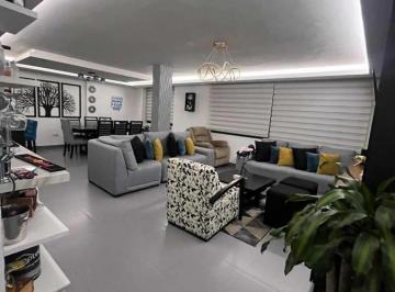 Departamento · 140ha · 3 Habitaciones · 2 Estacionamientos · En Venta de Oportunidad Departamento Urbanización El Condado