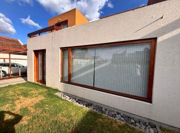 Casa de 4 habitaciones, Quito · Casa en Renta – Nayón | Conjunto Alta Vista de Nayón