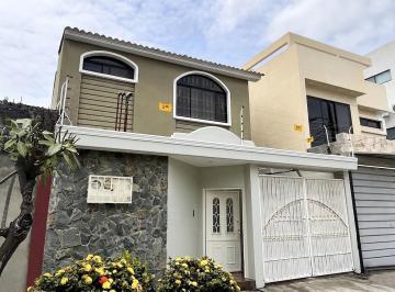 Casa · 187m² · 3 Habitaciones · 2 Estacionamientos · Venta Casa en La Garzota, Norte Gye (Caroze)