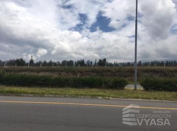 Terreno / Lote · 15500m² · Tababela, Nuevo Aeropuerto, Lote de Terreno en Venta, 1.55 Ha