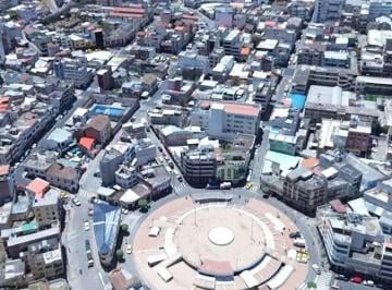 Terreno / Lote , Ambato · Terreno Esquinero de 352 m² en Venta en El Centro de Ambato