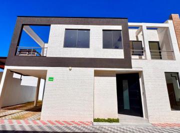 Casa de 3 habitaciones, Quito · Estrena Casa Nueva en Tumbaco | Rumihuayco