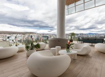 Suite de 1 habitación, Quito · Vive en El Corazón de La Carolina, Donde La Ciudad Se Mueve.