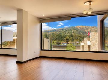 Departamento · 164m² · 3 Habitaciones · 2 Estacionamientos · Departamento de Renta en Tumbaco, La Cerámica