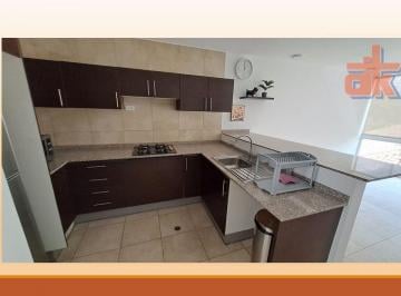 Suite de 1 habitación, Quito · Suite en Venta Junto a Site Center Cumbayá, Semiamoblada y con Bodega