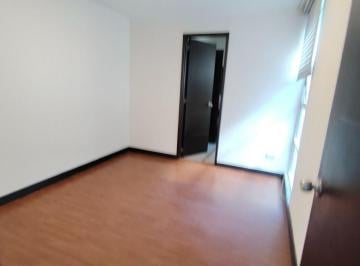 Casa · 150m² · 4 Habitaciones · Casa - Los Chillos