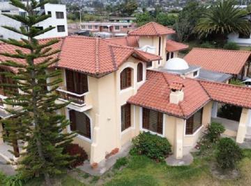 Casa de 4 habitaciones, Quito · Casa de Campo Estilo Colonial en Yaruquí | Arriendo Amoblado o Sin Amoblar