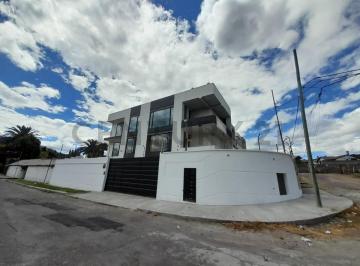 Departamento · 125m² · 2 Habitaciones · 1 Estacionamiento · Amplio Departamento de Venta, Mirasierra, Los Chillos
