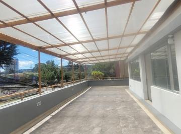 Local comercial · 151m² · 2 Estacionamientos · Renta Local Comercial Restaurante U Oficina Amazonas Cci